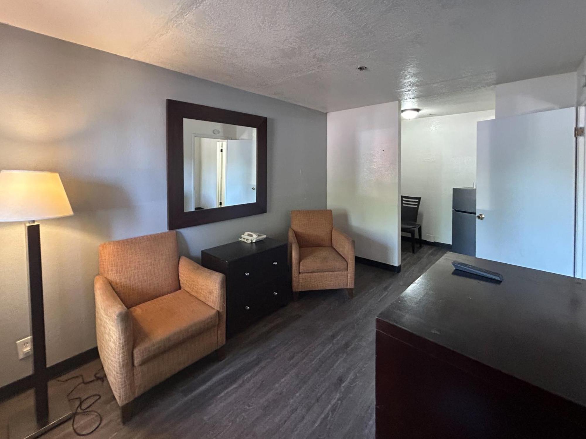 Motel 6 Tempe, Az Elliot Road エクステリア 写真